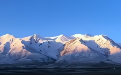 玉石之路的千年回响：解码新疆和田玉的地质密码与当代新生